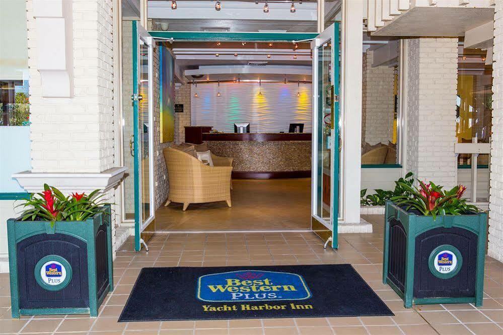Best Western Plus Yacht Harbor Inn Dunedin Exterior photo